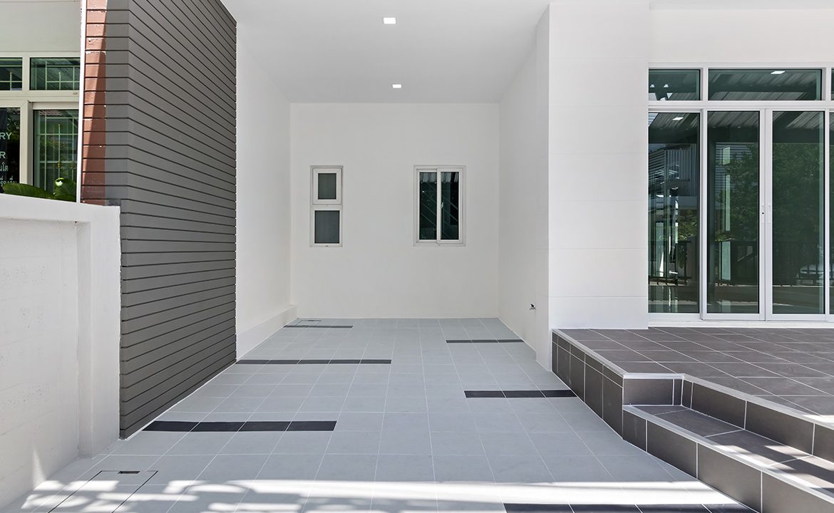 Townhome_Thippimarn Baan Rim Nam_BangBuaThong_02